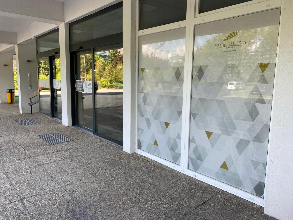 Hotel Szieszta Sopron Exterior photo