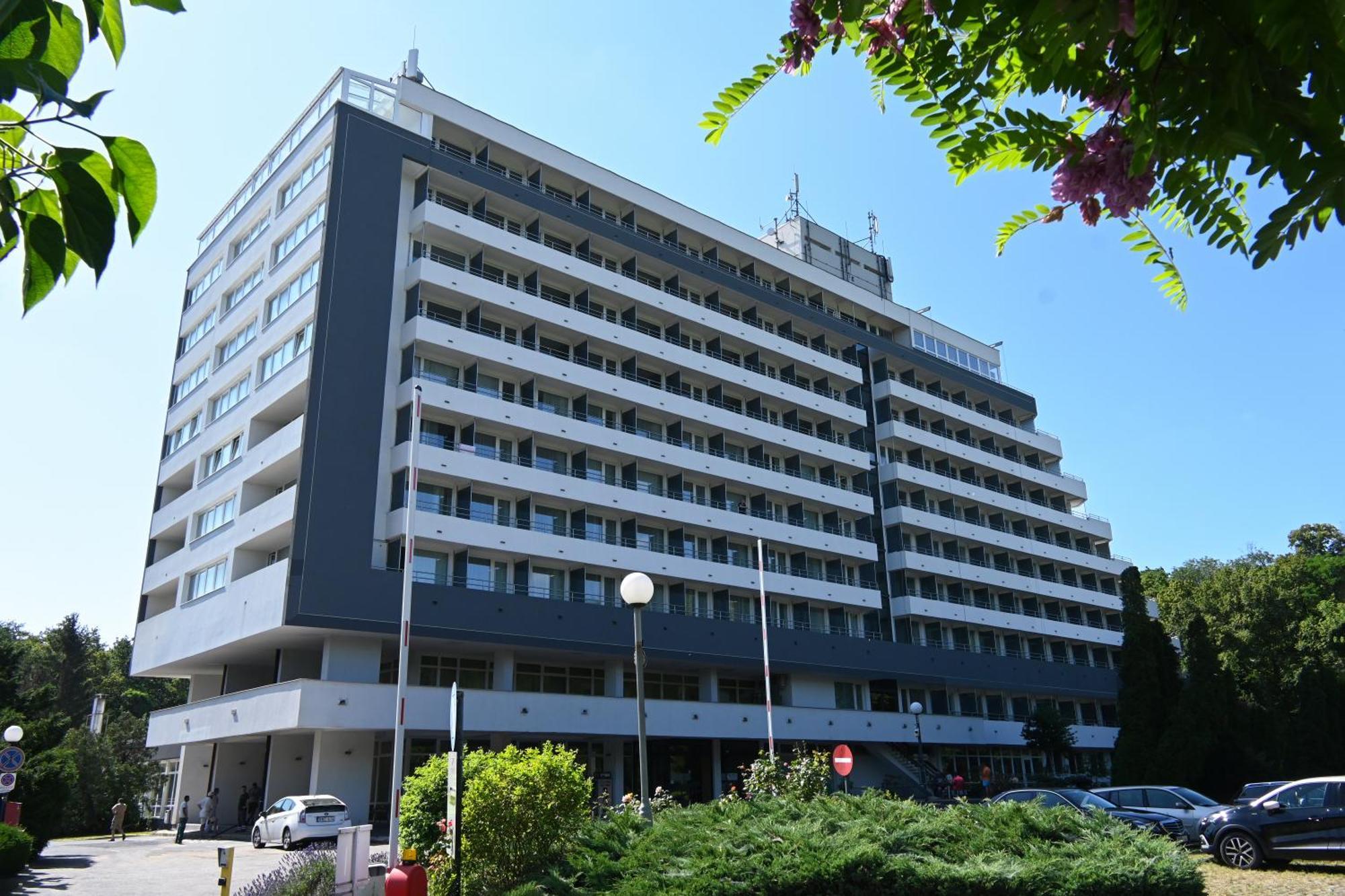 Hotel Szieszta Sopron Exterior photo