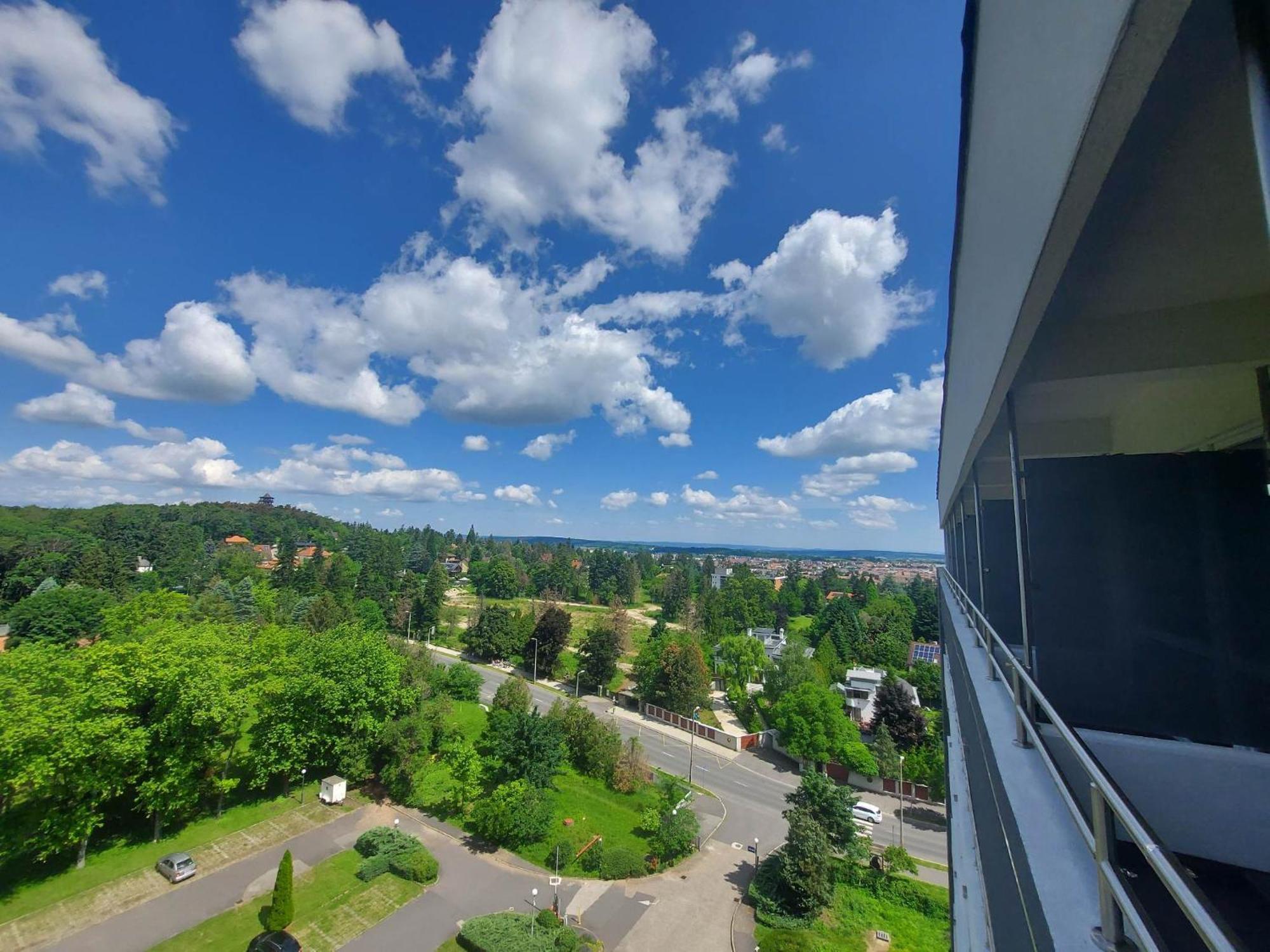 Hotel Szieszta Sopron Exterior photo
